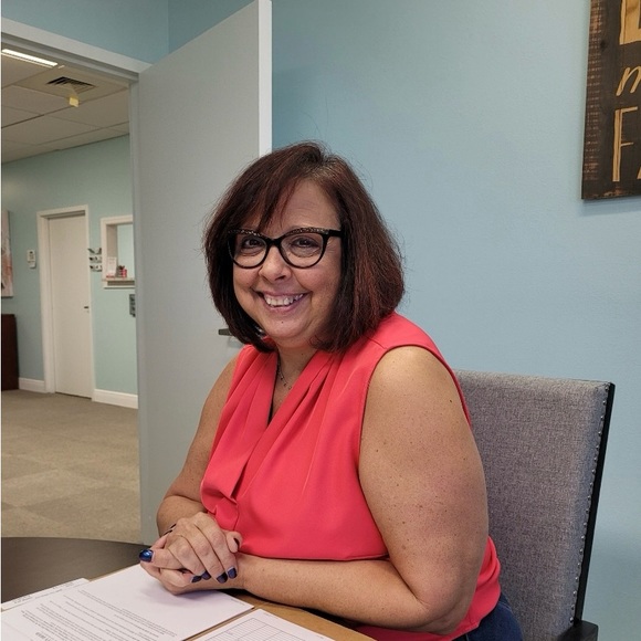 Meet your Posher, Michele - Picture 5 of 5